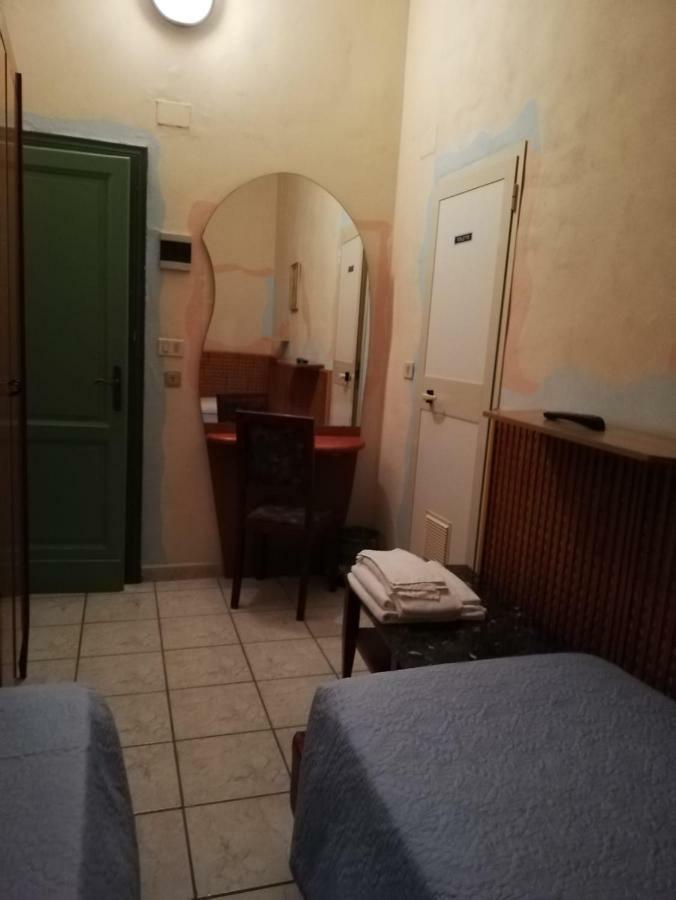 Hotel Stella Фолоника Екстериор снимка